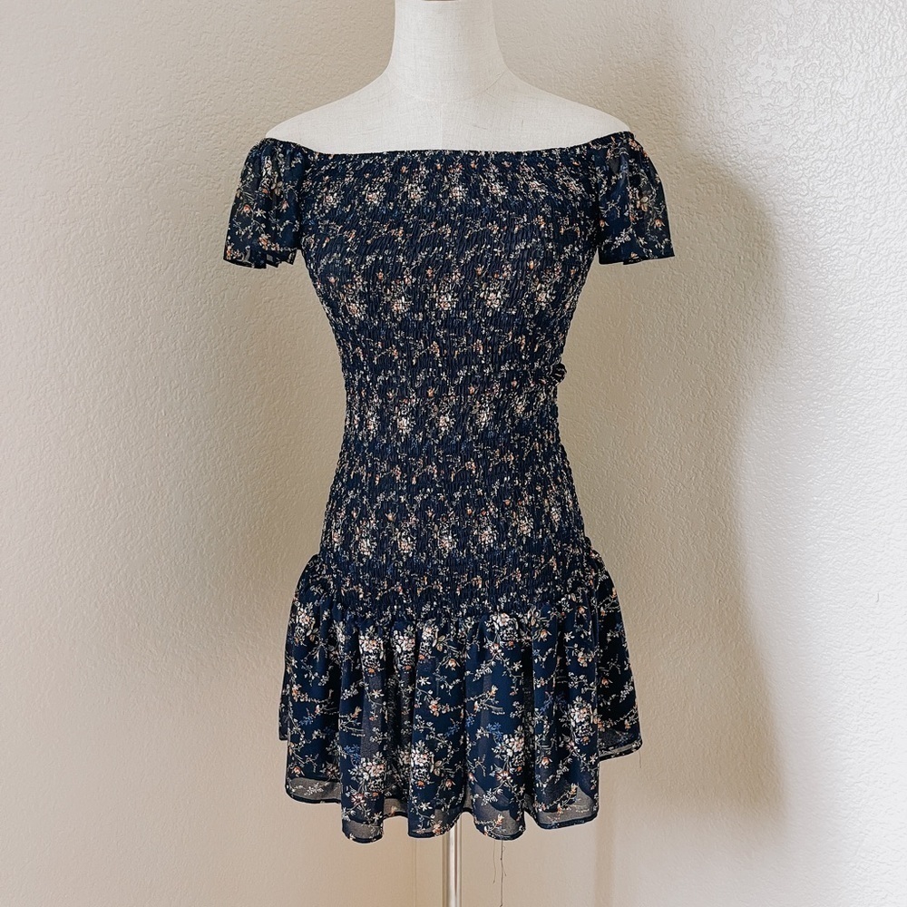 BIN#13 - E.SSUE Junior’s Small Floral Smocked Mini Dress
